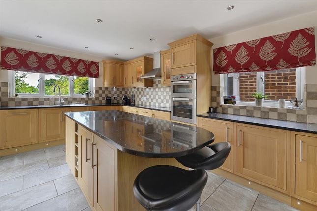 Pearsons Green Road, Brenchley photo 4