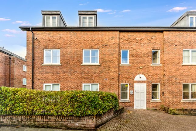 1-bed flat on 4 Brynford Villas, Holywell, £45,000