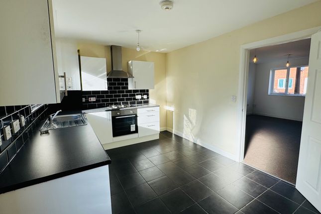 3, Lane Street, Wolverhampton photo 2