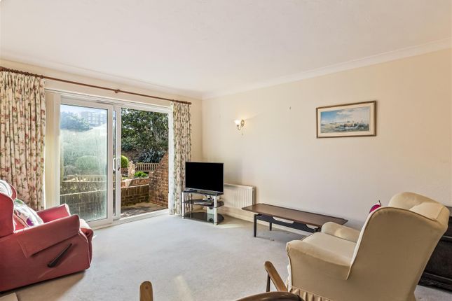 4 Shrewsbury Court, Manor Road, Worthing photo 2