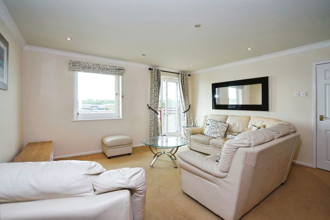 Flat 53,,, Victoria Mansions, Preston photo 3