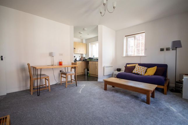 43, Scholars Court, Principal Rise, York photo 4