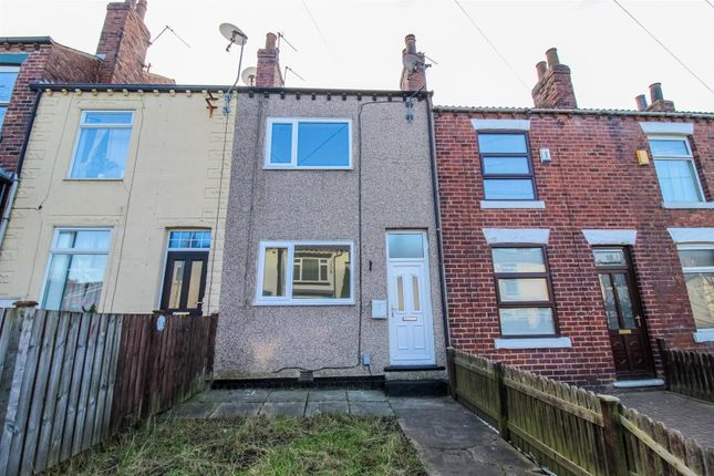 Thumbnail Terraced house to rent in Oakes Street, Wakefield