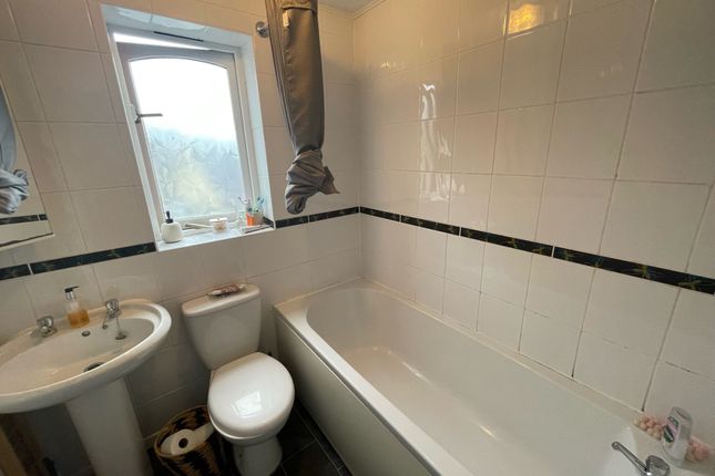 Flat 3, Ruthin photo 5