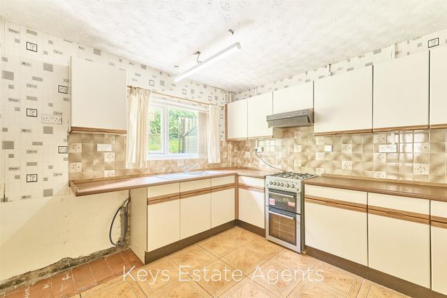 82, Mallorie Road, Stoke-On-Trent photo 4