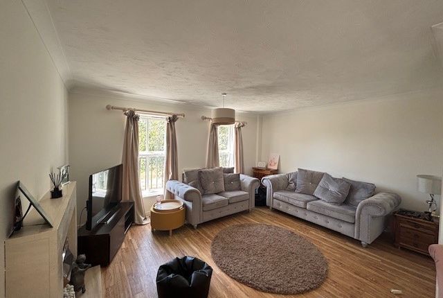27, Bristol photo 4