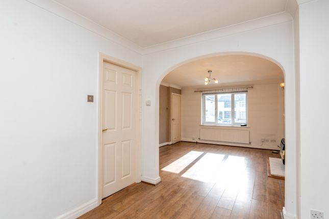 16, Shaftesbury Avenue, Blackpool photo 4