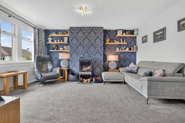 116, Alexander Avenue, Largs photo 4