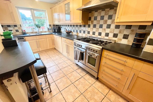 76, Spring Parklands, Dudley photo 3