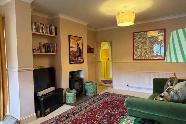 Tanglewood, Black Lane, Salisbury photo 4