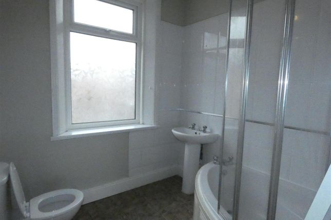 2-bed flat on 2, Mowbray Street, Heaton, £950/mo