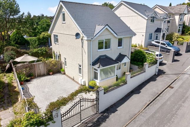 The House, Maes Y Gruffydd Road, Swansea photo 2