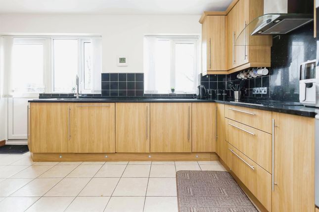 Town house for sale in Cherry Lea, Shard End, Birmingham