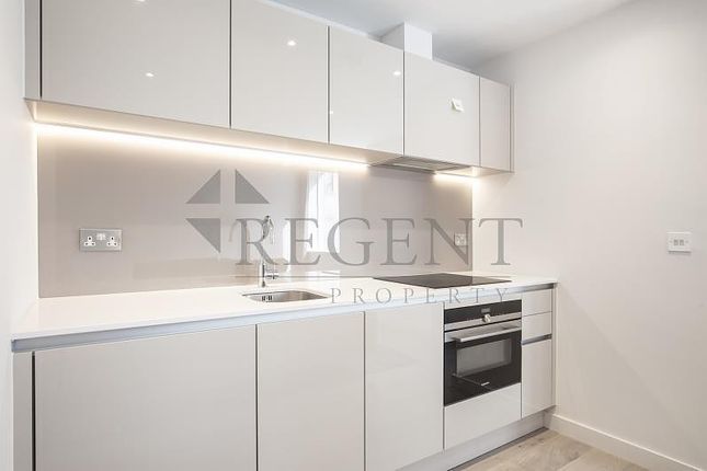 2, Apartment 27, Albion Court, London photo 3