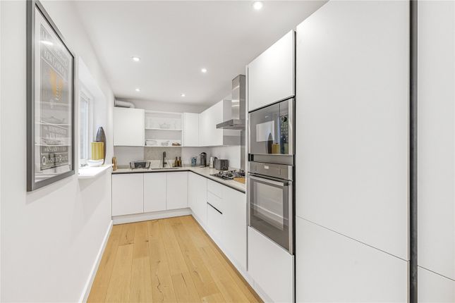 57, Sandilands Road, London photo 3