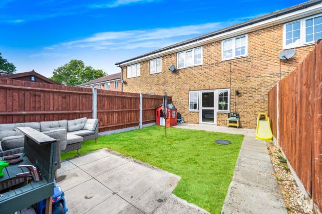 29, Porters Field, Braintree photo 4