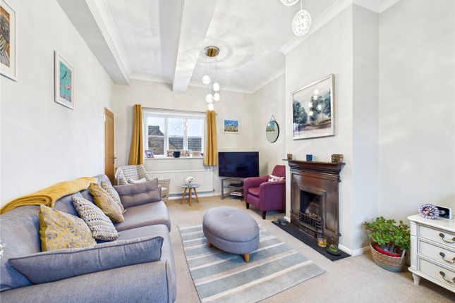 10, Ropers Court, Sudbury photo 2