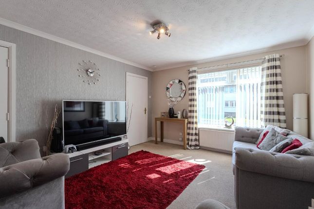 24, Greens Avenue, Kirkintilloch photo 4