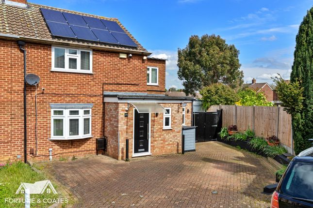 End terrace house for sale in Halling Hill, Harlow