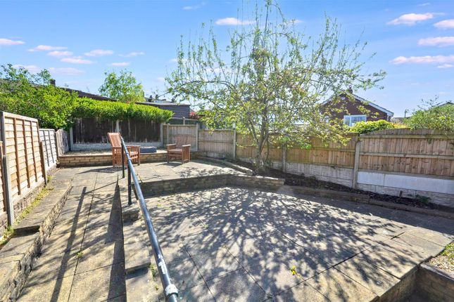 18, Danehill Grove, Stoke-On-Trent photo 4