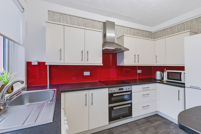 Bathgate, West Lothian photo 4
