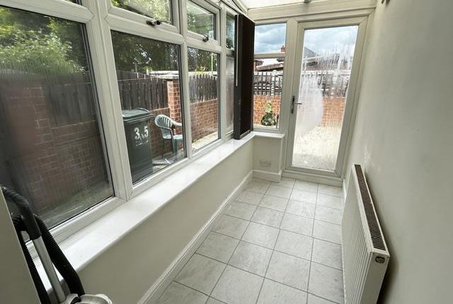 35, Victoria Road, Mexborough photo 3