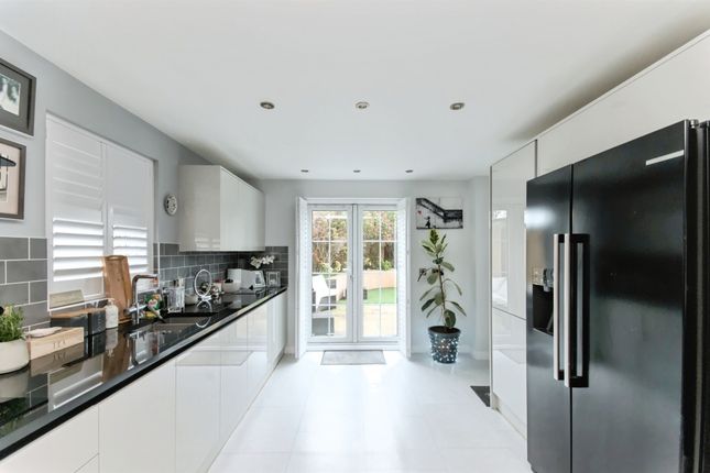 3, Jamaica Way, EASTBOURNE photo 3