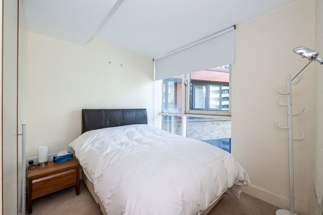 Peninsula Apartments, 4,Flat 701, Praed Street, London photo 4