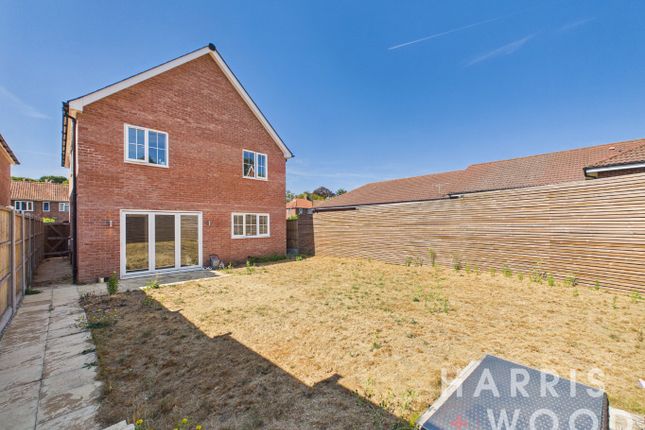 72 Cats Lane, Sudbury, Suffolk photo 4