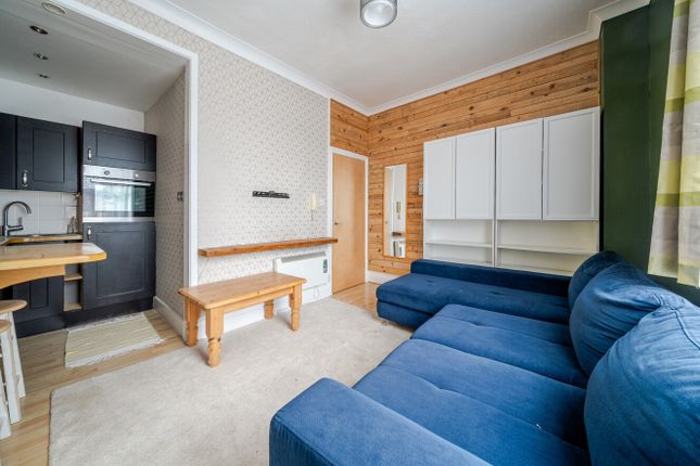 Flat 4, Xavier House, 5, Ettrick Road, West Sussex photo 4