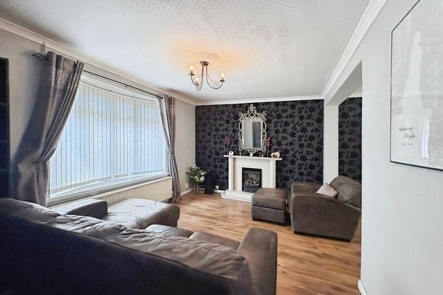 79, Appletree Gardens, Whitley Bay photo 2