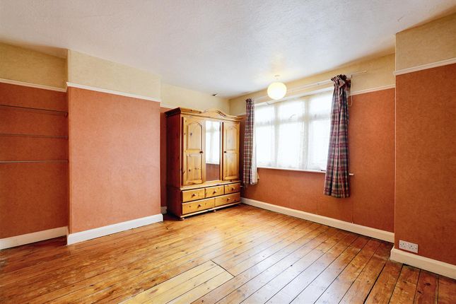 End terrace house for sale in Montague Street, Beeston, Nottingham