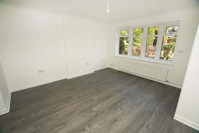 60, Pennine Road, Bolton photo 2