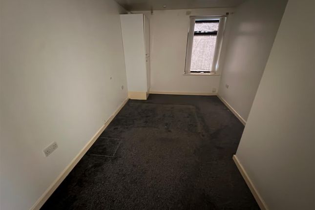80, Rook Lane, Bradford photo 4