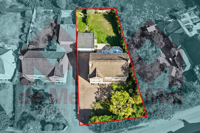 Stonecroft, Elmley Road, Evesham photo 2