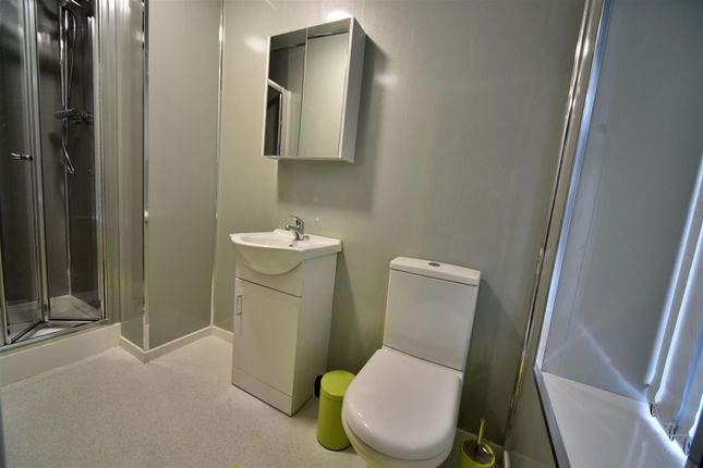 Room 1, 165, Albert Road, Middlesbrough photo 5