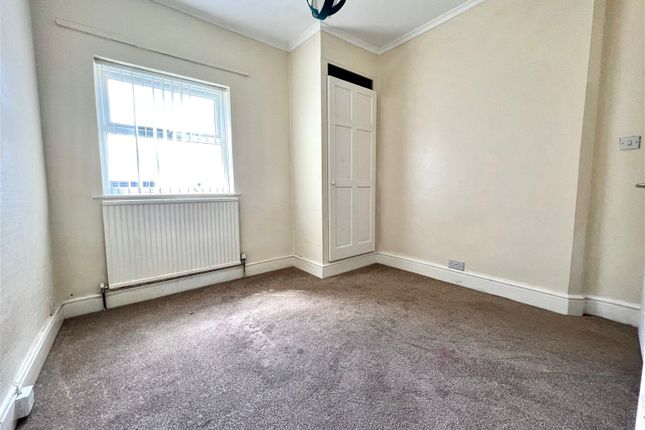 End terrace house for sale in Thorneywood Rise, Nottingham, Nottinghamshire