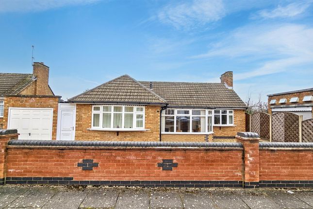 36, Oakside Crescent, Leicester photo 2