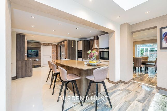 Langtons High Road, Chigwell photo 4