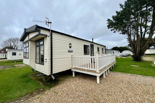 Thumbnail Property for sale in Manor Road, Hayling Island