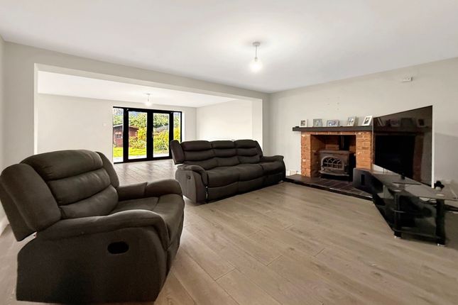 7 Wick Farm Road, Southminster photo 2