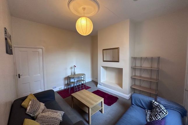27, Whitefield Terrace, Newcastle Upon Tyne photo 2
