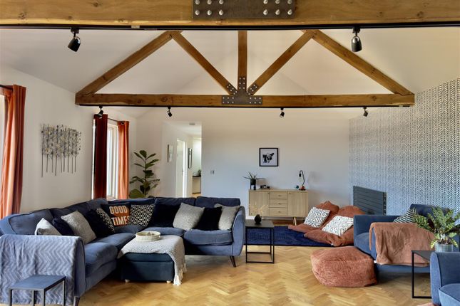 The Barn, 6 Trerice Holdings, Newquay photo 2