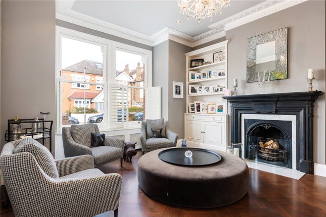 61, Clarendon Drive, London photo 3