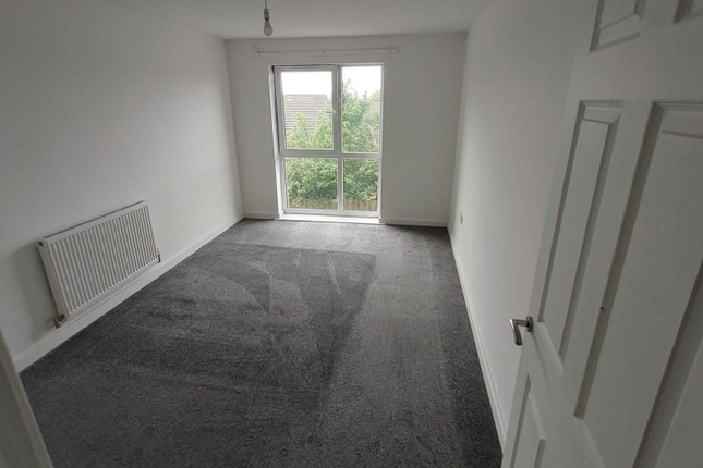 Flat 5, East Anton Farm Road, Andover photo 2