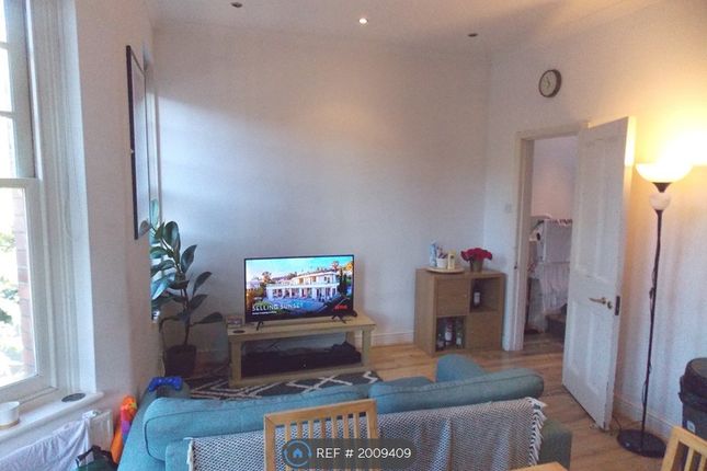 Flat to rent in Streatham Hill, London