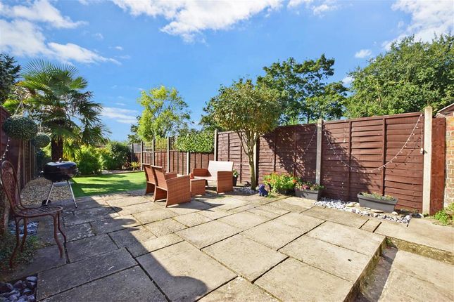 Thumbnail Semi-detached house for sale in Yarborough Road, East Cowes, Isle Of Wight