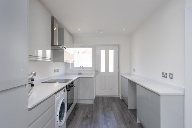 6, Justice Place, Withernsea photo 2