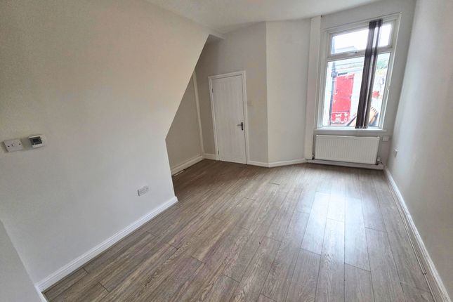 6 Gifford Street, Middlesbrough photo 5