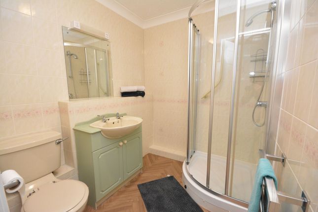 39 Wellside Court, Falkirk photo 4